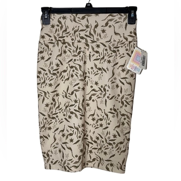 LuLaRoe Dresses & Skirts - NWT LuLaRoe Cassie Pencil Skirt